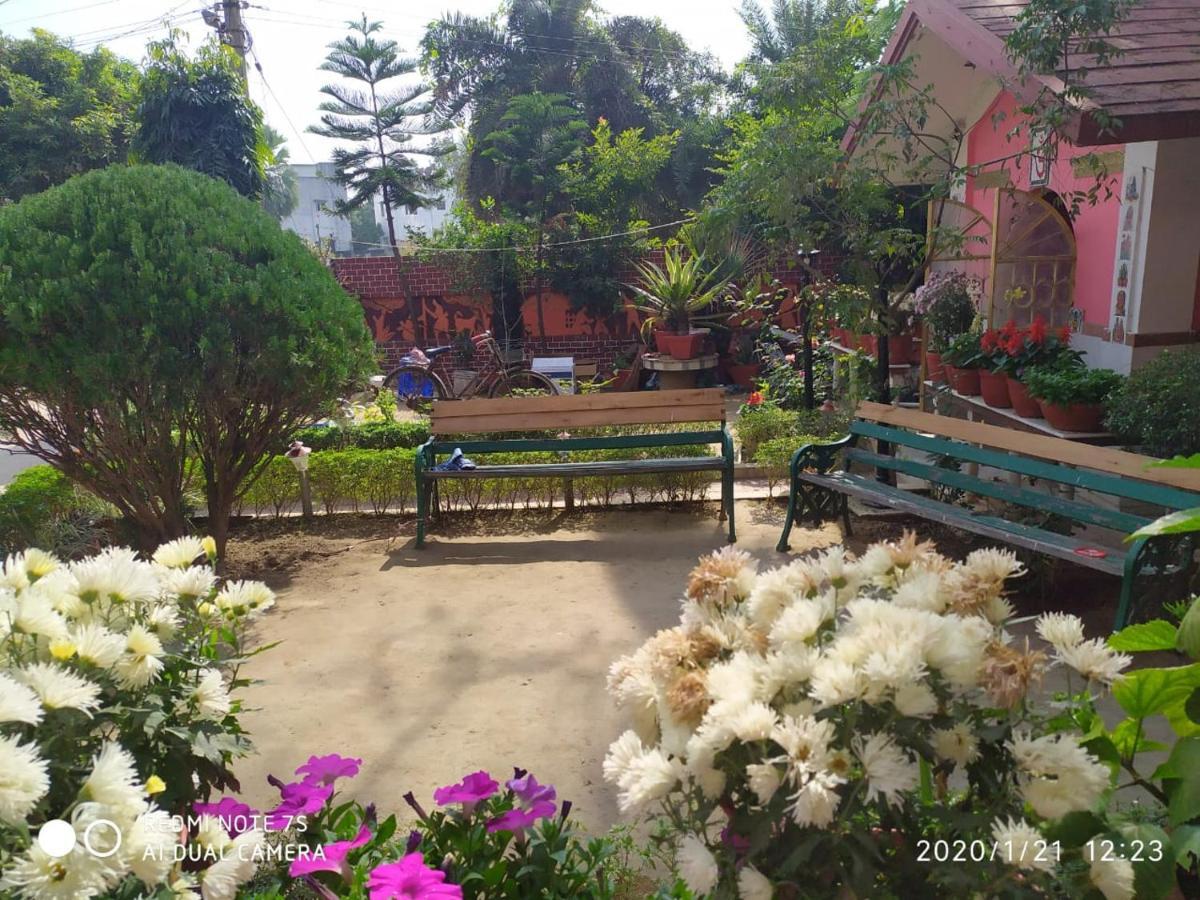 Swapnonir Hotel Shanti Niketan Exterior photo